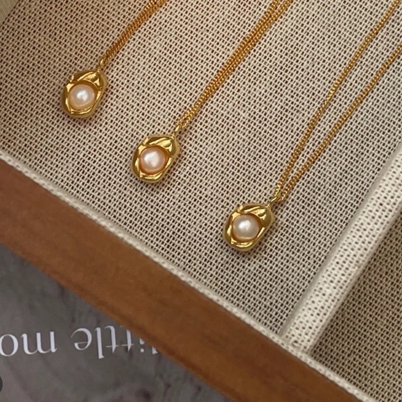 🌟Buy 1 Get 1 FREE 🍳Sunny-side up Vermeil Gold Pearl Charm Necklace silver - Picture 6 of 11